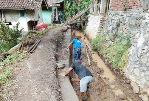 Masyarakat Desa Tanjungsari Bangun Irigasi, Dorong Petani Tingkatkan Hasil Panen