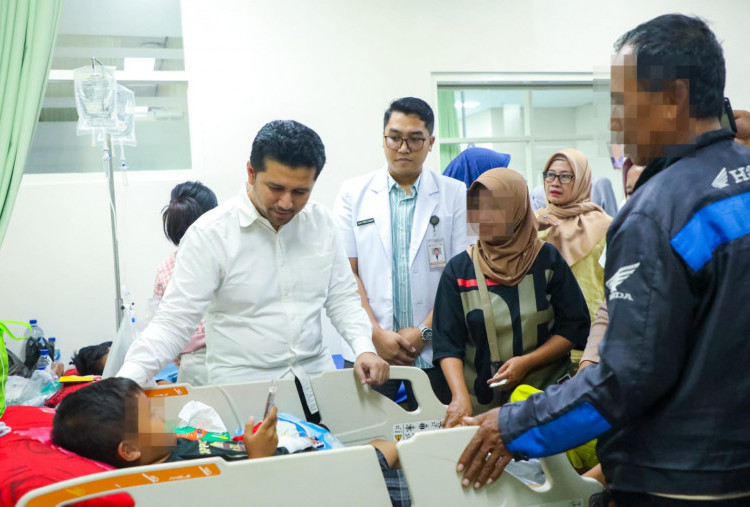 Ratusan Siswa Keracunan MBG Massal di Mojokerto, Wagub Emil Perintahkan Investigasi Menyeluruh Insiden 