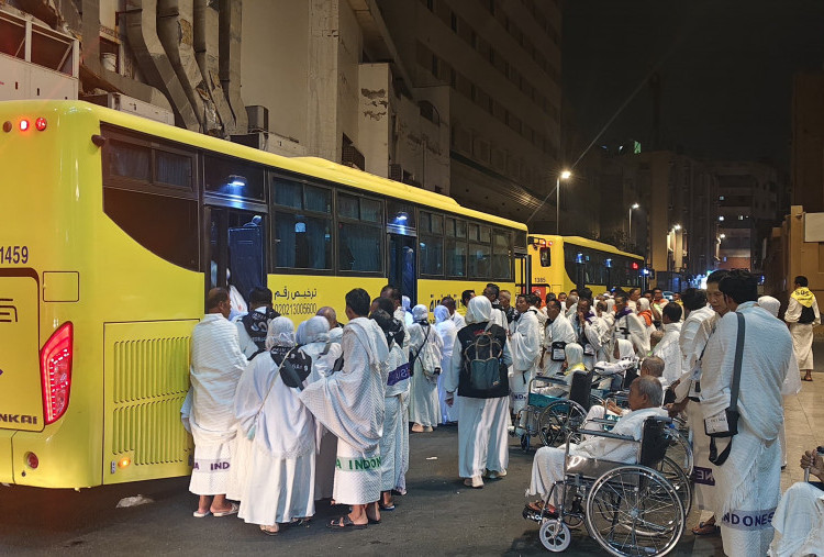 Tiba di Makkah, 3 Jamaah Haji Asal Embarkasi Solo Sempat Terpisah dengan Keluarga