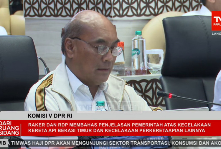 Investigasi Awal KNKT: Distraksi Cahaya Hambat Masinis Hindari Tabrakan KA di Bekasi Timur