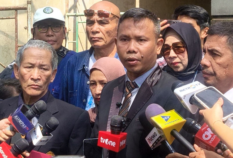 Kuasa Hukum Ungkap Kronologi Roy Suryo Ditangkap di Rumahnya