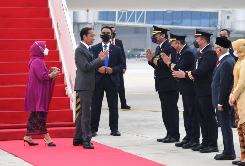 Presiden Jokowi dan Ibu Iriana Tiba di Tanah Air Usai Lawatan ke Empat Negara