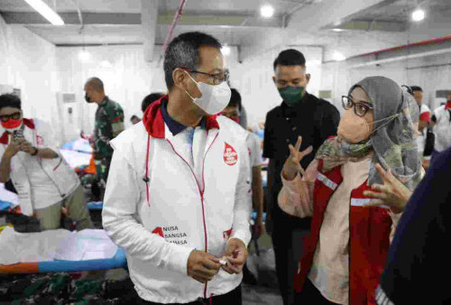 PMI Kegiatan Bareng IKA Unibraw, Pj Gubernur Heru Ingatkan Manfaat Dari Donor Darah