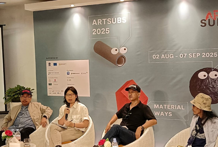 Diskusi Publik ARTSUBS 2025, Pendidikan Seni Rupa Indonesia dan Industri Kreatif