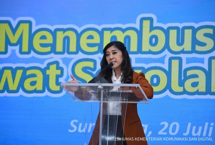 Menkomdigi Ajak Media Kawal Program Sekolah Rakyat dengan Informasi Akurat