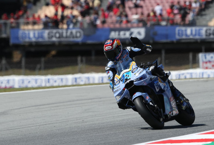Hasil Sprint Race MotoGP Catalunya 2026: Alex Marquez Menang, Jorge Martin Tumbang