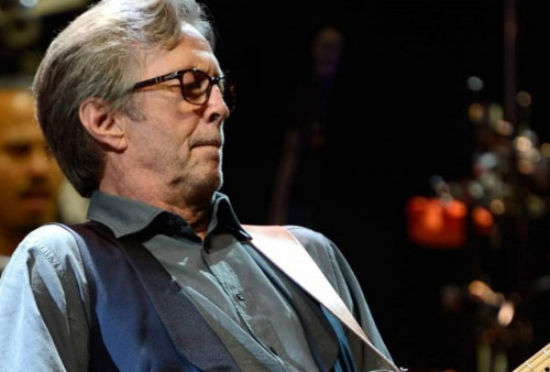 Sempat Rasakan Efek Vaksin, Kini Eric Clapton Justru Dinyatakan Positif  Covid-19, Jadwal Tur Terpaksa Ditunda