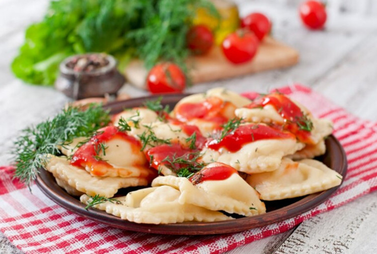 Sajikan Masakan Otentik Polandia, Christina’s Polish Restaurant Jadi Favorit di Brooklyn