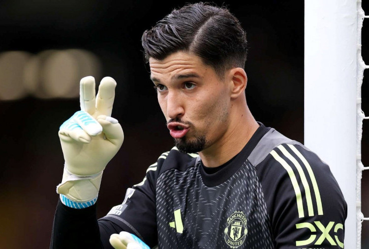 Man United Sepakat Lepas Altay Bayindir ke Besiktas di Bursa Musim Panas