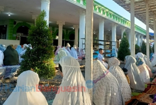 Ribuan Jamaah Shalat Idul Adha Di Masjid Al-Muhajirin 