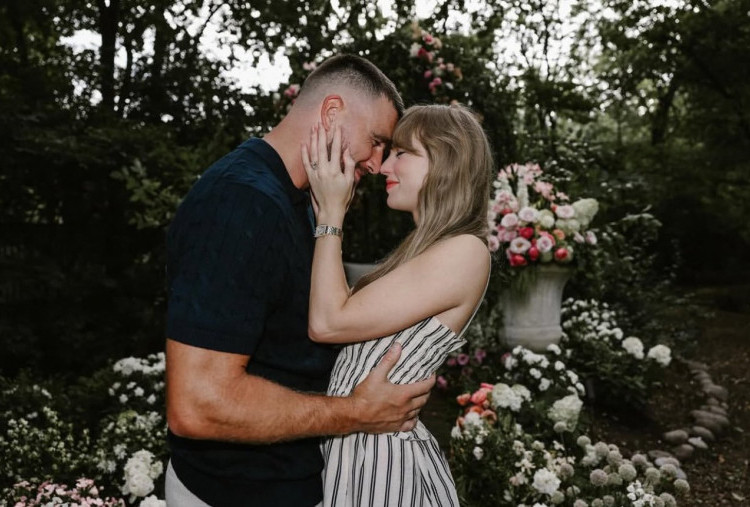 Jadi Sorotan, Gigi Hadid dan Selena Gomez di Deretan Bridesmaids Taylor dan Travis Kelce 