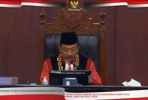 Suhartoyo Bacakan Sumpah Sebagai Ketua MK 2023-2028, Memohon Masyarakat Untuk Memberi Kepecayaan Lagi 