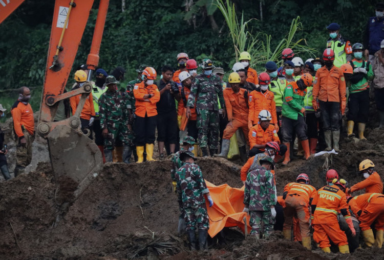 Update Longsor Banjarnegara: 12 Orang Tewas, 16 Warga Dinyatakan Hilang