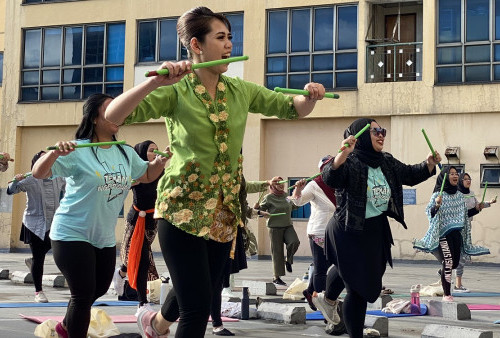 Tetap Berkebaya, Semangat Wanita Masa Kini Menggelora dalam Pound Fit yang Digelar Verwood