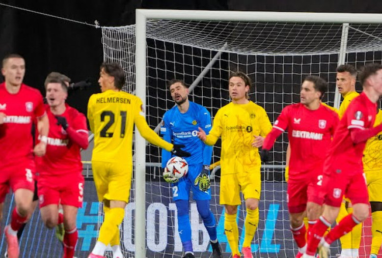 FC Twente Gugur dari Liga Europa Usai Dibekuk Bodo/Glimt 5-2, Mees Hilgers Cetak Gol Bunuh Diri!