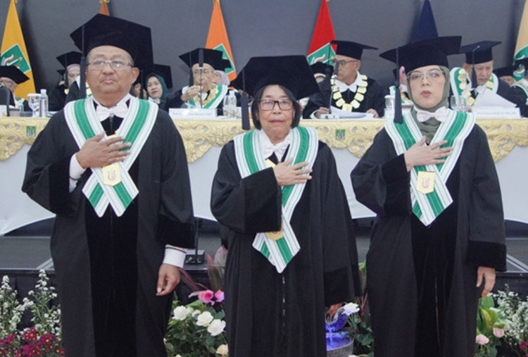 Kukuhkan Enam Guru Besar Baru, UNAS Perkuat Reputasi sebagai Kampus Unggul Nasional