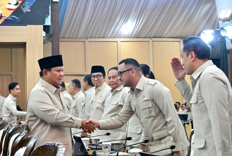 1 Tahun MBG Capai 55 Juta Penerima Manfaat, Prabowo Tekankan Nol Kesalahan