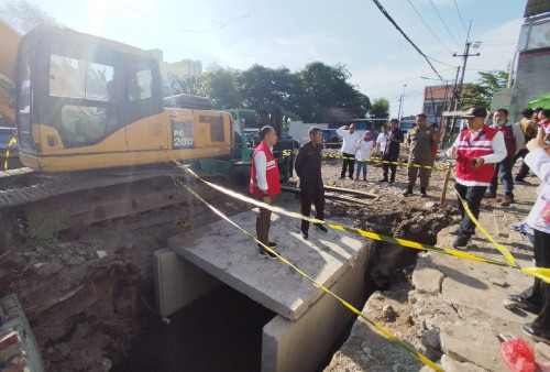 200 Paket Pekerjaan Saluran Air di Surabaya Sudah 80 Persen