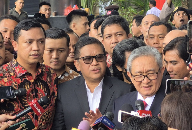 Hasto Kristiyanto Dikawal 12 Pengacara Hadapi Sidang Praperadilan Hari Ini