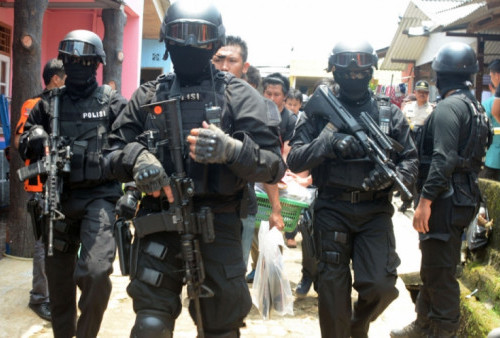 Densus 88 Antiteror Amankan 7 Terduga Teroris dari 4 Daerah di Jawa Barat
