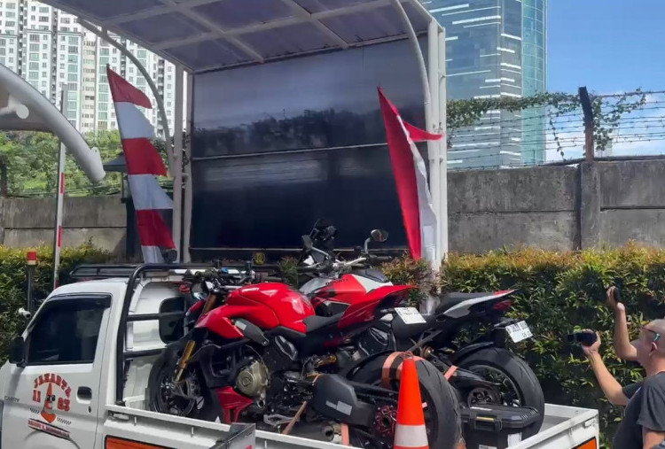 Dua Motor Sport Hasil OTT Wamenaker Diboyong ke Gedung KPK, Merknya DUCATI!