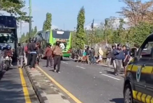 Kecelakaan Beruntun 5 Kendaraan di Jalan Raya Purwodadi - Malang, Lalu Lintas Dialihkan 