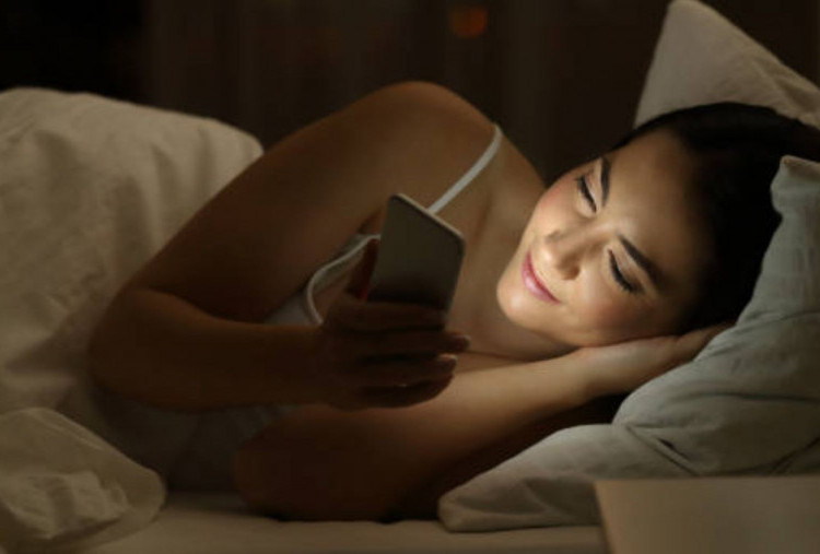 5 Risiko Melakukan Sleep Call