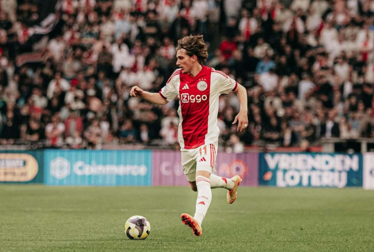PSG Mulai Dekati Mika Godts, Siapkan Pengganti Bradley Barcola