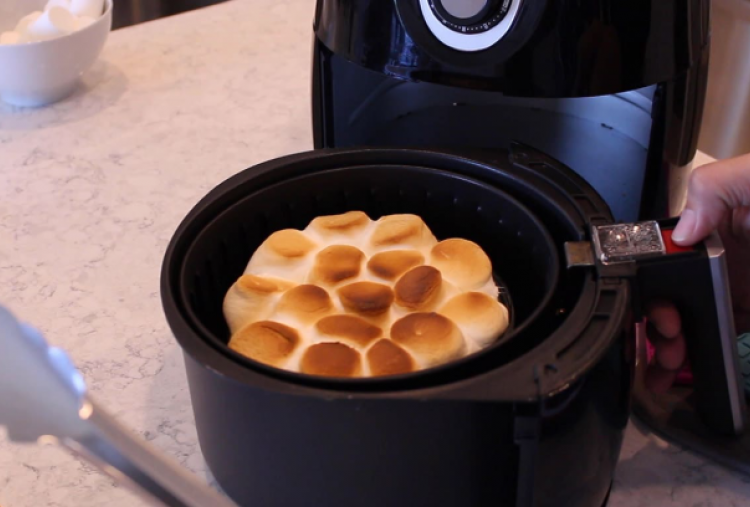 Cara Mudah Bikin Marshmallow Panggang Pakai Air Fryer, Enak dan Praktis