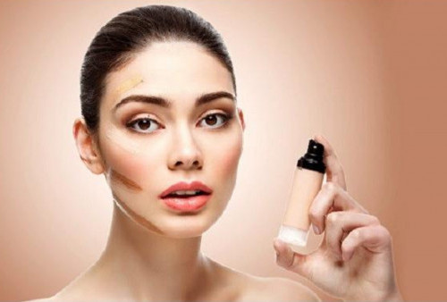 5 Rekomendasi Foundation untuk Tampilan Flawless yang Anda Idamkan