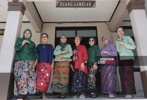 Berbagi Wawasan Motif Batik, Komunitas Cinta Berkain Indonesia selalu Adakan Pertemuan dengan Tema
