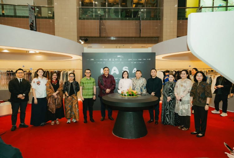 PT Astra International Bawa Lokal Tenun Sumba Mendunia Lewat Indonesia-Singapore Orchid Extravaganza