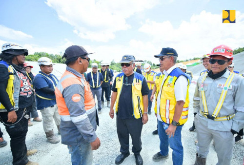 Menteri Basuki Tinjau Pembangunan Jalan Tol Akses Ke KIPP IKN, Target Rampung Juni 2025