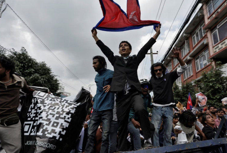 Larangan Sosial Media Picu Demo Berdarah di Nepal