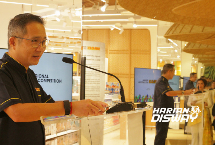 Edwin Cheah, Direktur Utama MR.D.I.Y. Indonesia, mengatakan penyelenggaraan kompetisi di tingkat regional memberikan kesempatan bagi masyarakat untuk melihat kreativitas dari perspektif yang lebih beragam. Pertemuan seniman dari Indonesia, Malaysia, dan Thailand diharapkan dapat mendorong ide-ide baru, saling menginspirasi, serta membuka peluang lebih luas bagi seniman Asia Tenggara untuk mendapatkan perhatian di tingkat regional. Foto: Raka Denny/Harian Disway