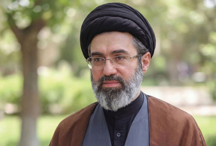 Mojtaba Khamenei Izinkan Presiden Iran untuk Lanjutkan Perundingan Damai Meski Punya Pandangan Berbeda 