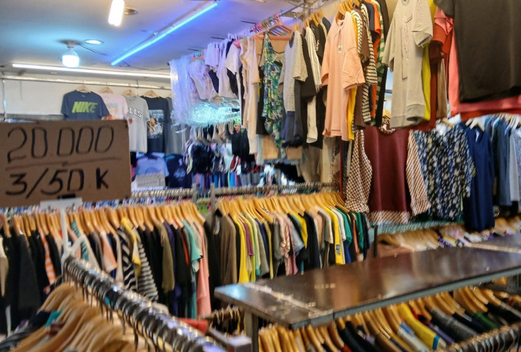 Bisnis Tekstil RI Dibombardir Barang Impor Ilegal, Pengusaha Lokal Temui Purbaya!﻿