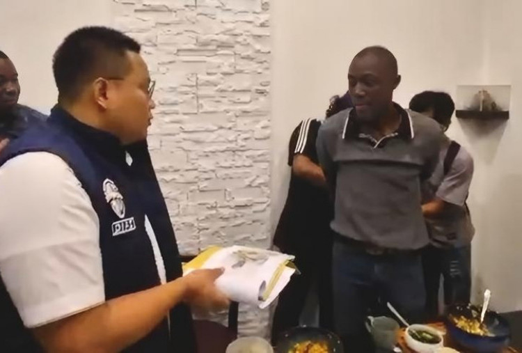 Dua WN Liberia Dibekuk di Meruya, Hobi Nipu dengan Modus 'Black Dollar'