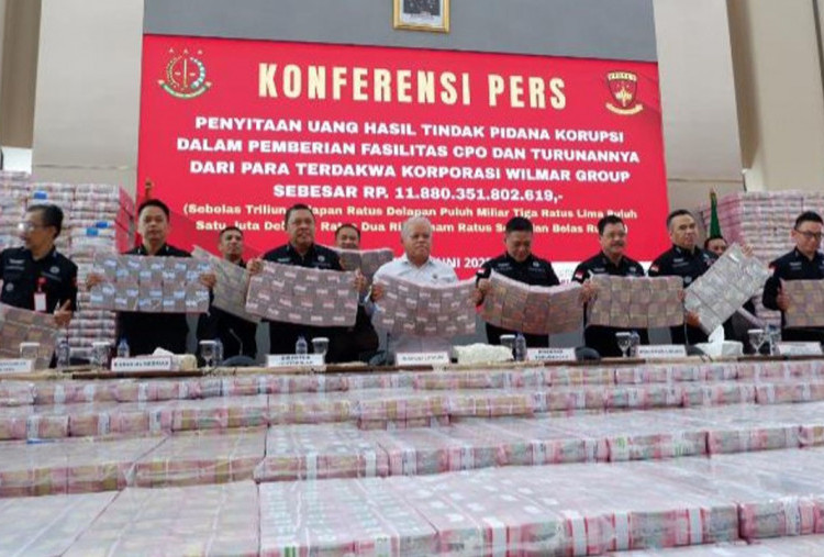 Kasus CPO, Kejagung Serahkan Uang Sitaan Rp13 Triliun ke Negara