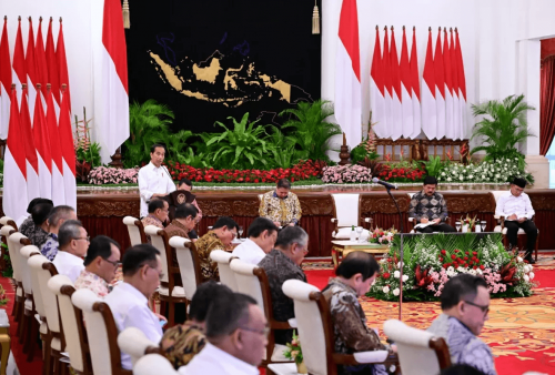 Presiden Jokowi Perintahkan Para Menteri Untuk Jaga Stok dan Kestabilan Harga Bahan Pokok Jelang Ramadan