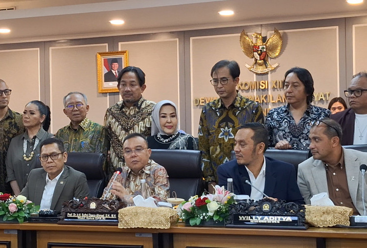 Ariel Noah, Piyu Padi hingga Maki Ungu Duduk Bareng DPR Bahas Royalti, Bakal Selesai dalam 2 Bulan