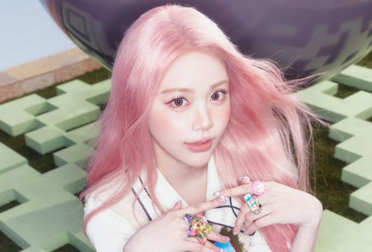 Carmen Hearts2Hearts Viral dengan Rambut Pink di Teaser Comeback RUDE!