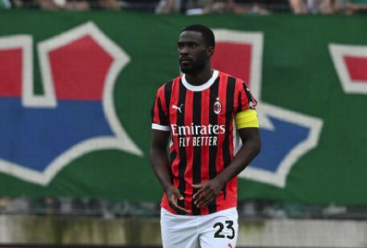 Bursa Transfer 2025: Juventus Ngebet Boyong Fikayo Tomori Meski AC Milan Pasang Harga Tinggi