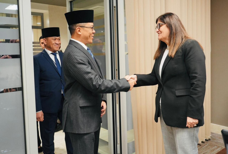 Bertemu Menlu Palestina, Sugiono:  Indonesia Siap Perkuat Peran untuk Perdamaian Palestina