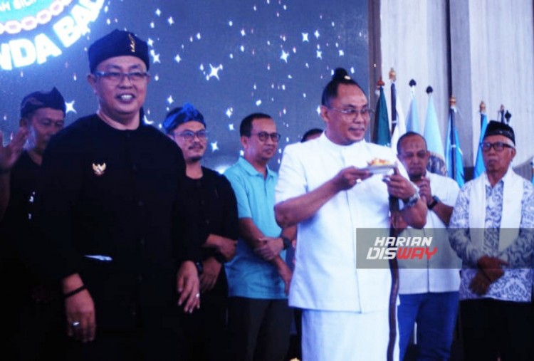 Ketua BAMUS Sunda Bali, Agus Samijaya, menyampaikan bahwa sejak berdiri pada 2009, BAMUS tidak hanya menjadi wadah silaturahmi, tetapi juga pusat pelestarian budaya Sunda, pembinaan generasi muda, serta mitra pemerintah dalam membangun kehidupan sosial yang rukun dan berdaya. BAMUS kini menaungi 22 paguyuban dengan sekitar 15 ribu anggota aktif di seluruh Bali.