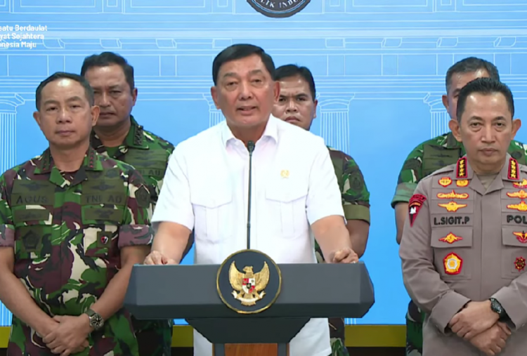 Presiden Instruksikan TNI dan Polri Tindak Tegas Perusuh dan Penjarah di Seluruh Indonesia 