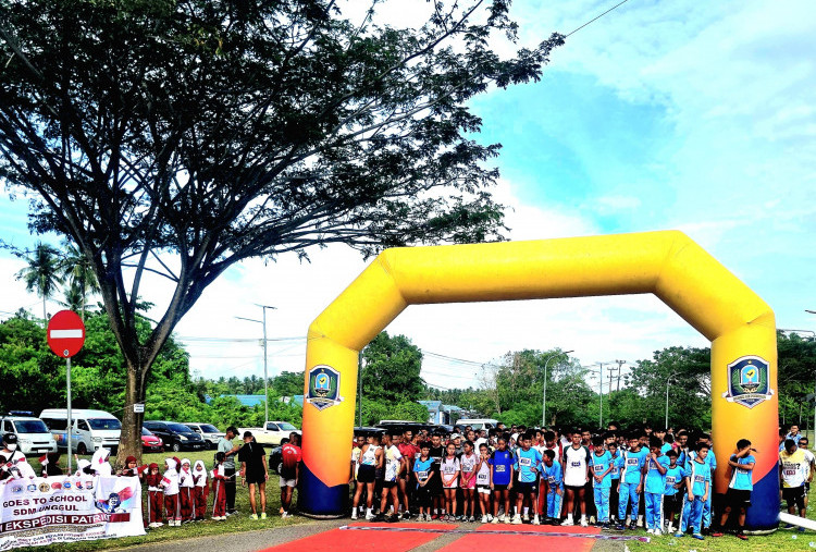 Lari 5K Sambil Galang Dana Bencana Banjir Sumatera di Patriot Morotai MoroRun 2025