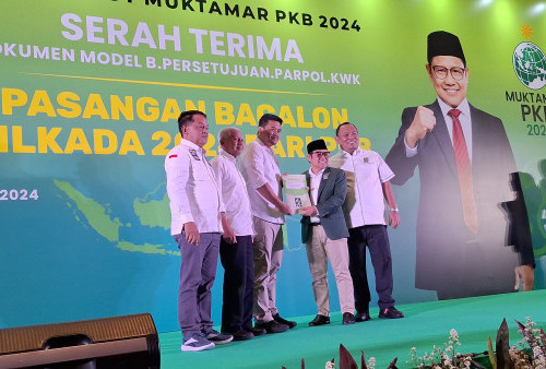 PKB Serahkan Formulir B1 KWK ke Bobby Nasution untuk Maju di Pilgub Sumut