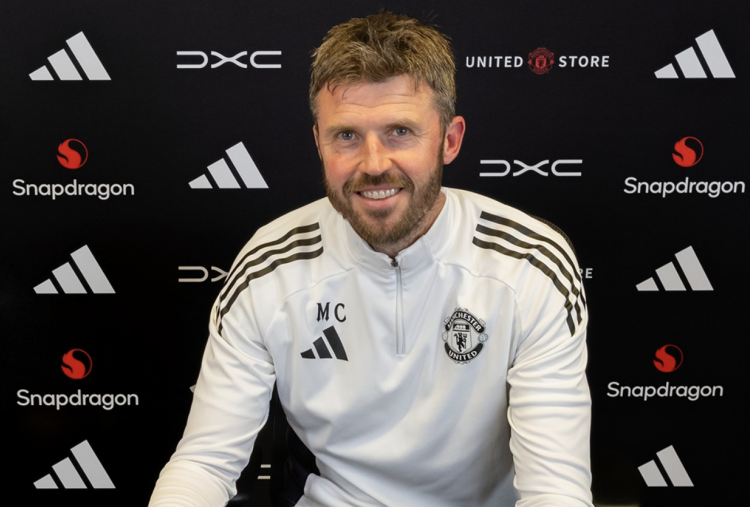 Michael Carrick Resmi Bertahan di Manchester United hingga 2028, Bawa Setan Merah Kembali ke Liga Champions