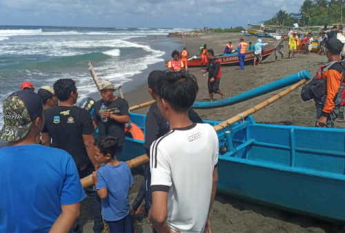 Nama-Nama 4 Korban Tenggelam dan 5 Selamat di Laut Legok Jawa, Pangandaran